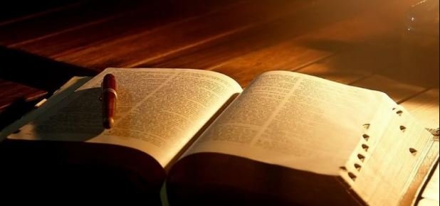 Cinco consejos prácticos para rezar con la Biblia Lectio Divina o Lectura orante de la Biblia