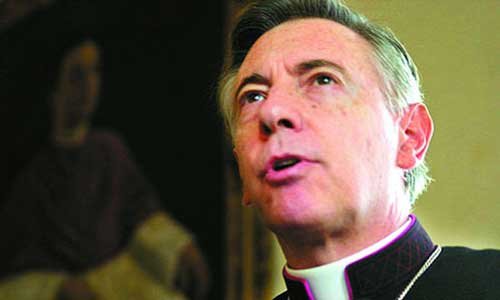 Arzobispo argentino llama a los católicos a formarse para evitar las sectas