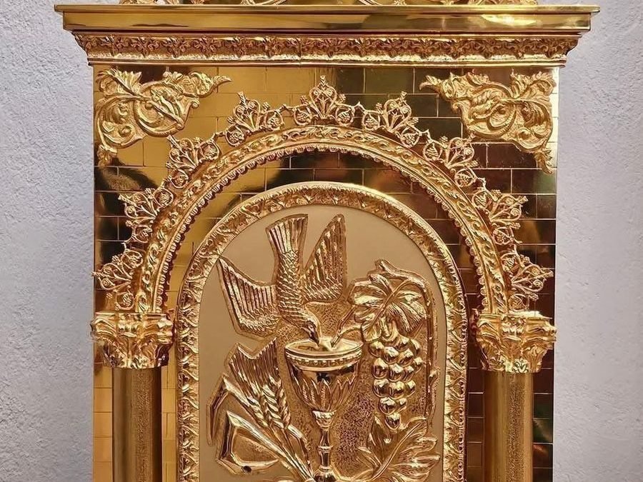 La Presencia Real de Cristo en la Eucaristía y la Transustanciación en la Teología Católica Oriental